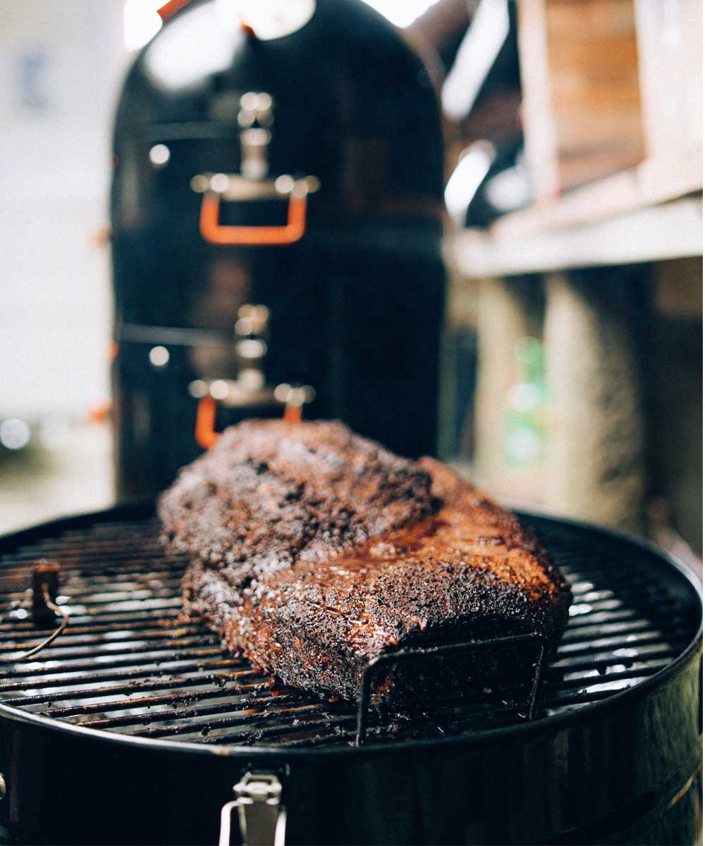 ProQ Excel V4 BBQ Smoker BBQ Brisket Cooking